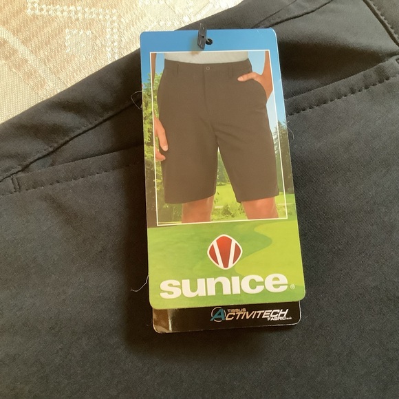 Sunice Shorts Men’s 32 Activitech Golf Moisture Wicking Black - Picture 2 of 10